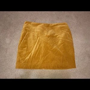 Suede Yellow high waisted skirt